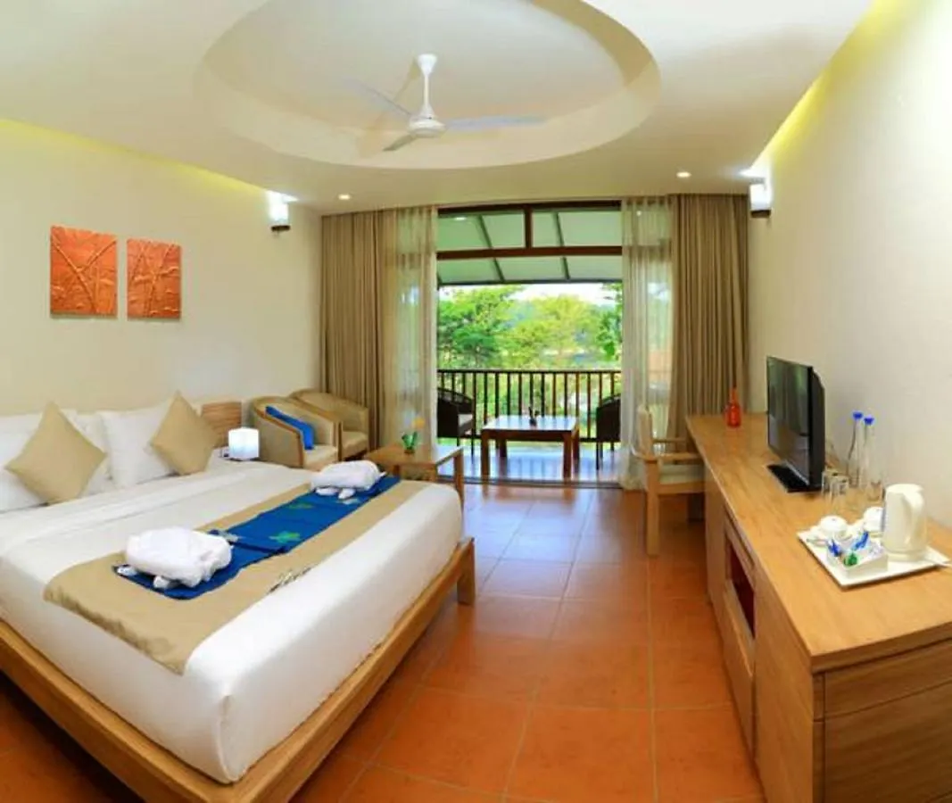 Whispering Waters Cochin Hotel Kochi 3*,  India